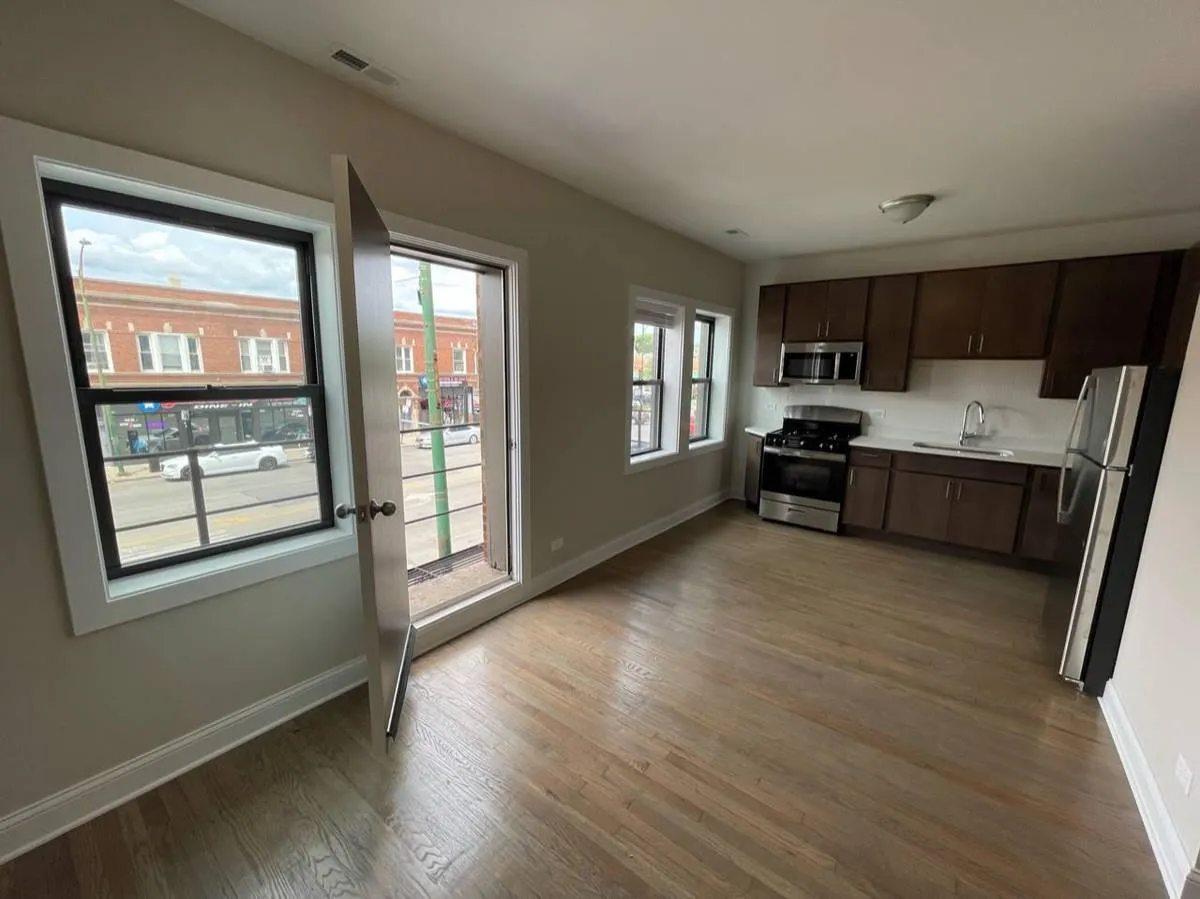 3409 W Fullerton Ave 60647 60647-unit#2A-Chicago-IL