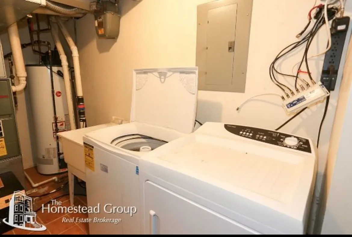 3341 N Bell Ave   60618 60618-Coach House-unit#Coach-Chicago-IL