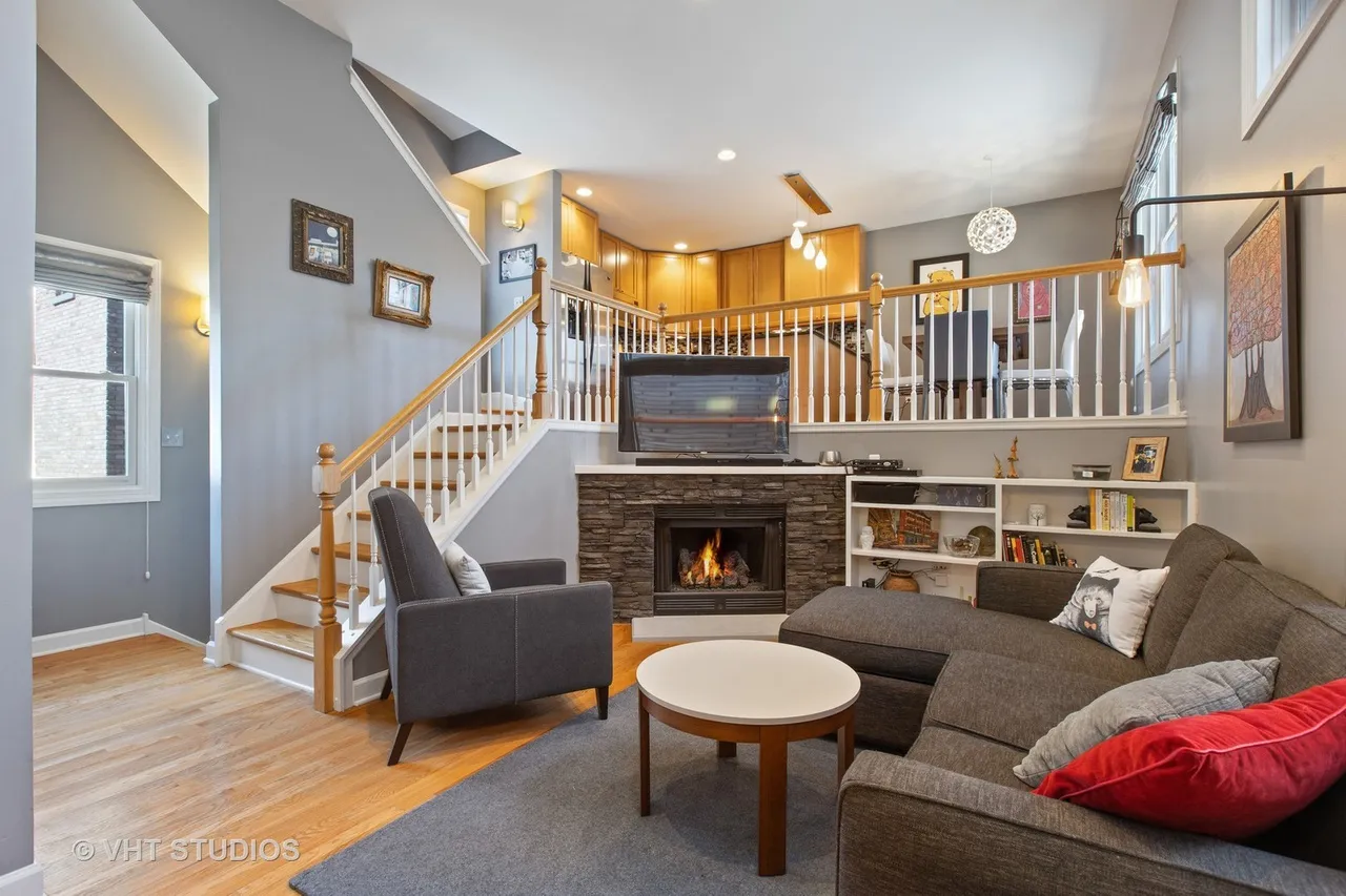 2040 W Le Moyne St   60622 60622-unit#E-Chicago-IL