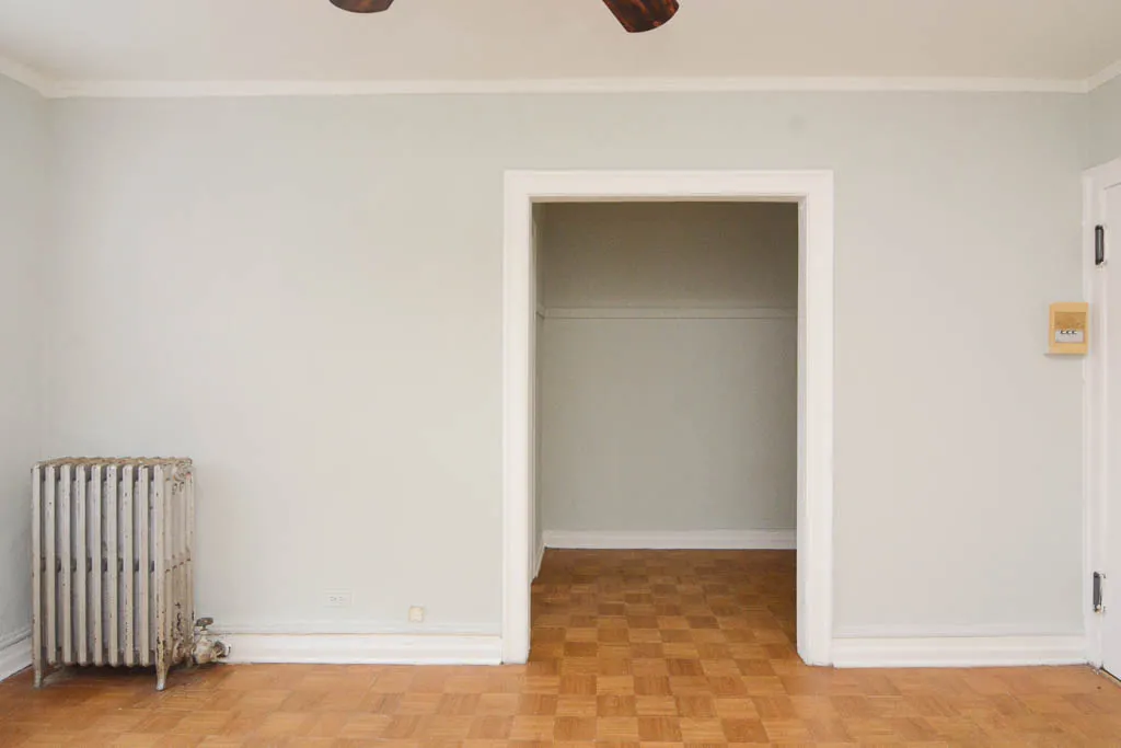 711 W Belmont Apartments