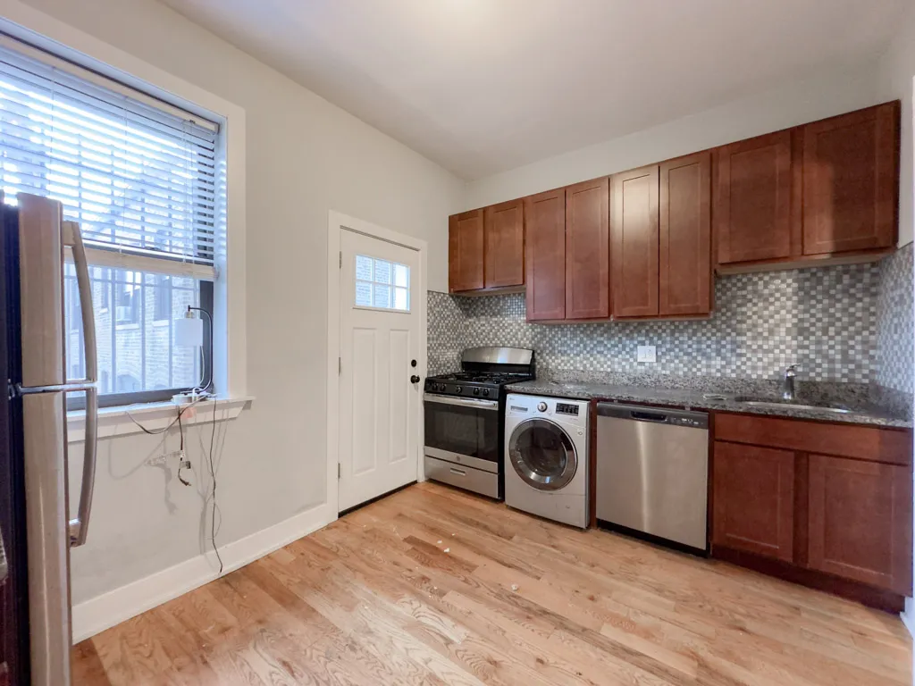 639 W OAKDALE AVE 60657-639-47 West Oakdale-Chicago-IL