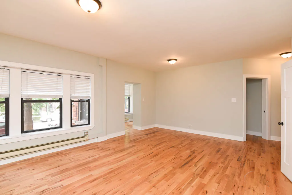 4421 N WOLCOTT AVE 60640-4421-27 North Wolcott-Chicago-IL