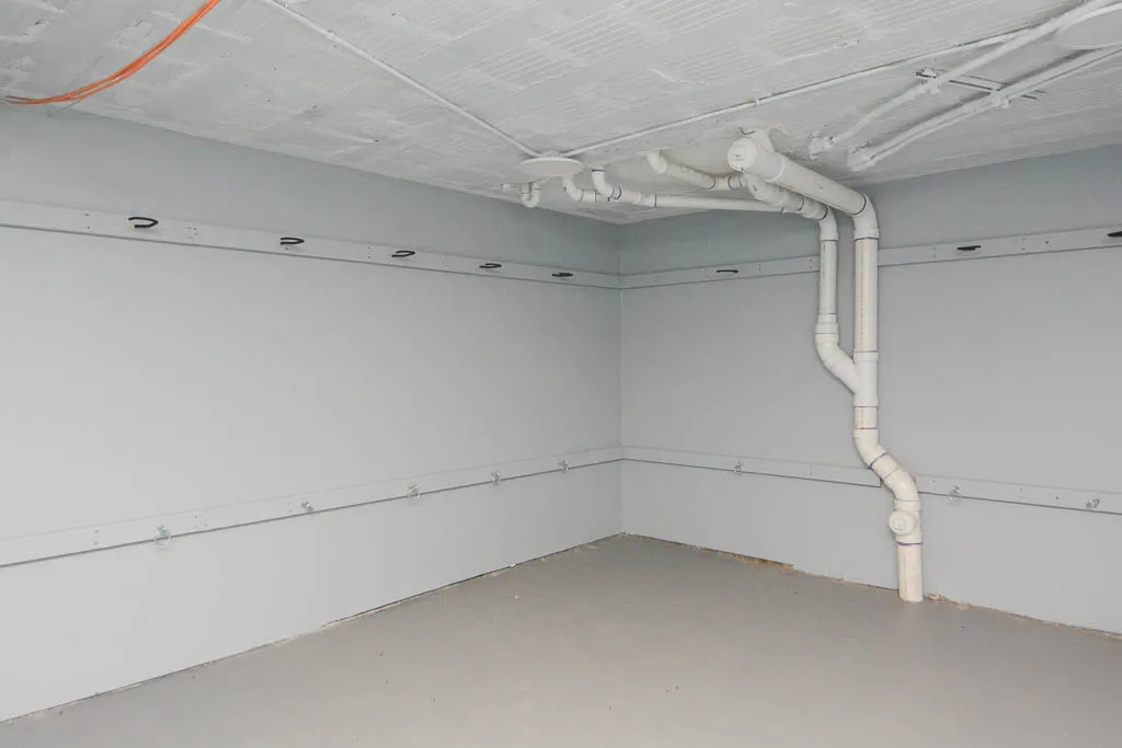 428-438 W Belden Apartments