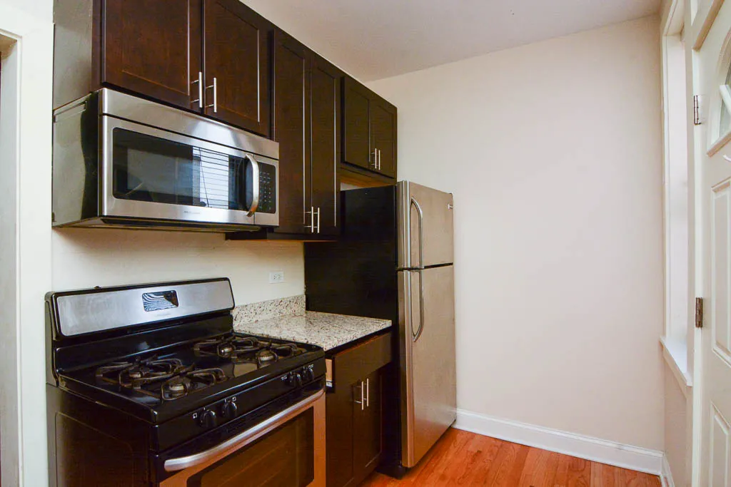 4034-40 N ASHLAND AVE 60613-4034 North Ashland-Chicago-IL