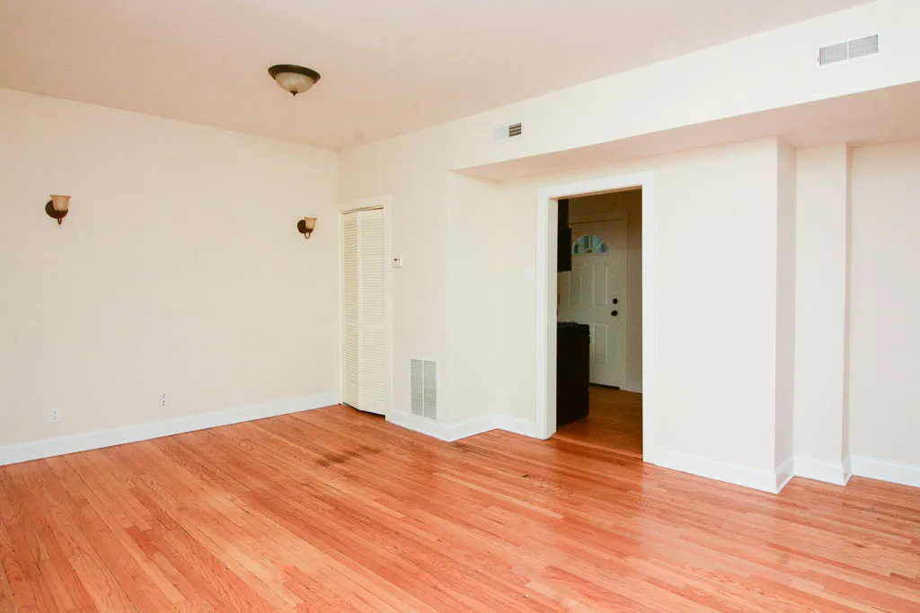 4034-40 N ASHLAND AVE 60613-4034 North Ashland-Chicago-IL