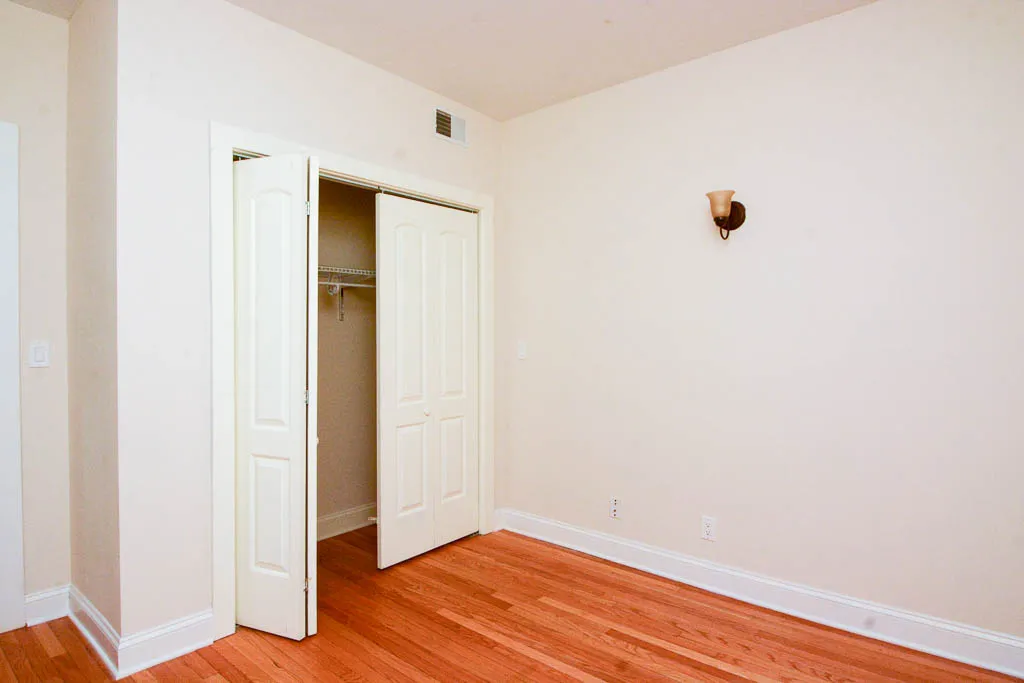 4034-40 N ASHLAND AVE 60613-4034 North Ashland-Chicago-IL