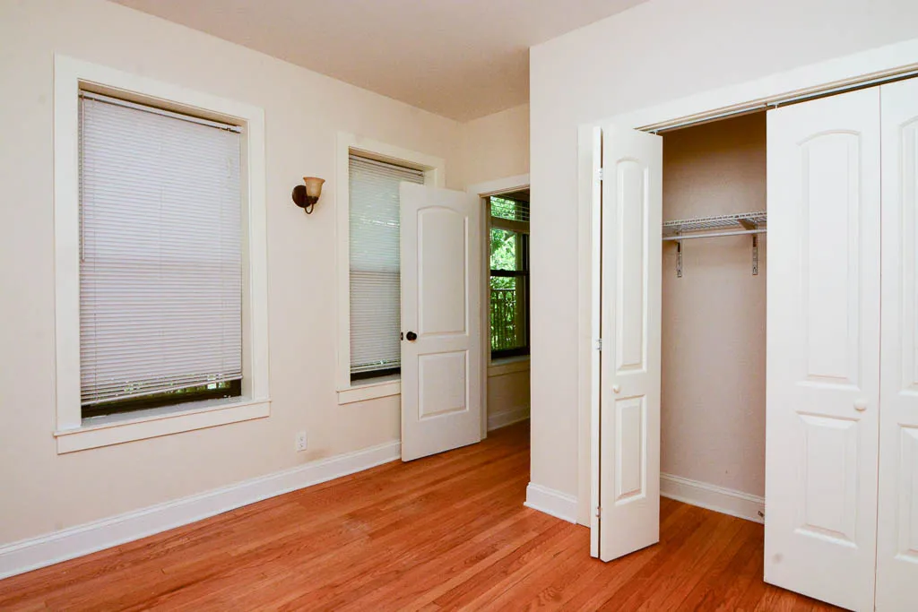 4034-40 N ASHLAND AVE 60613-4034 North Ashland-Chicago-IL