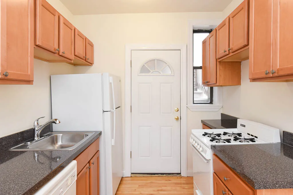 3823-29 North Fremont Apartments