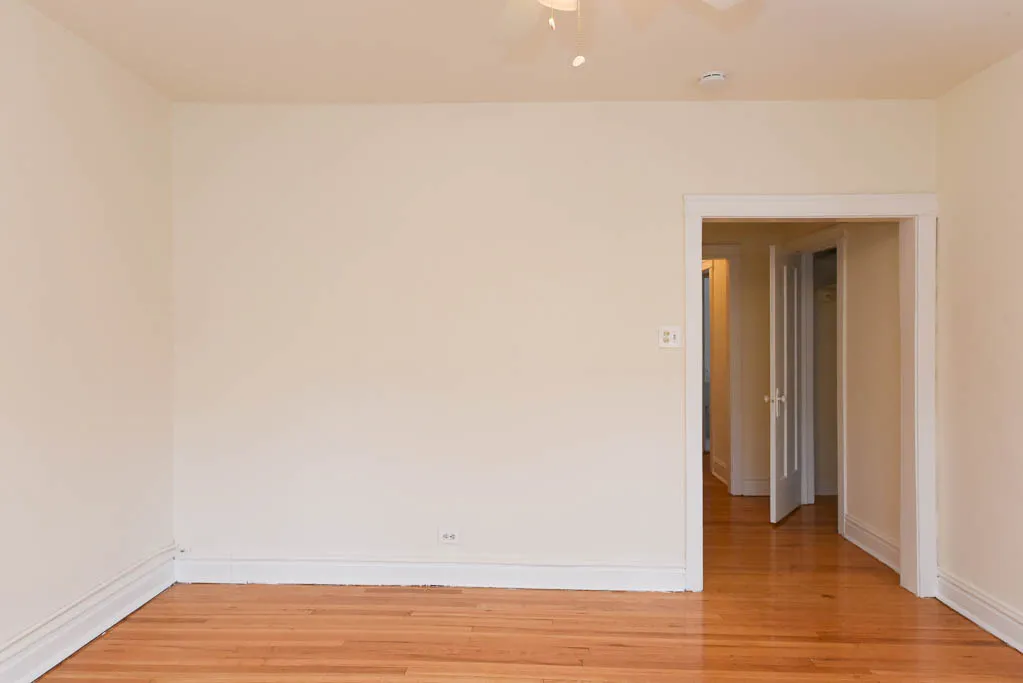 3823-29 North Fremont Apartments