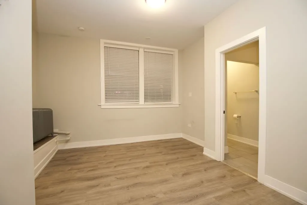 4851 N DAMEN AVE 60625-4851 North Damen-Chicago-IL