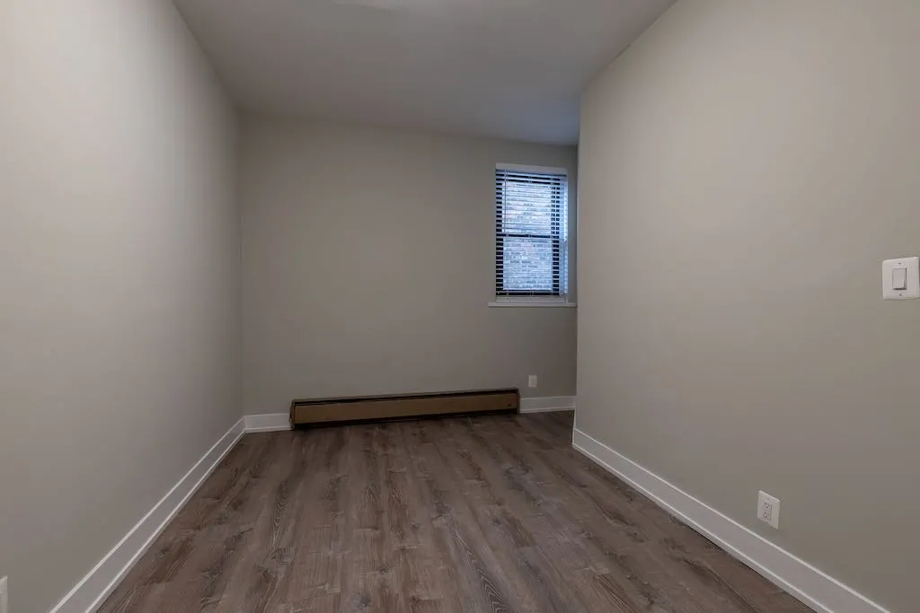 635 W BARRY AVE 60657-635 West Barry-Chicago-IL