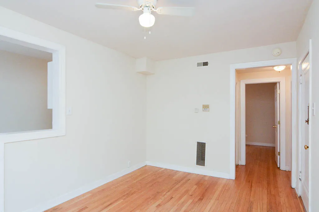 1200 W WELLINGTON AVE 60657-1200-02 West Wellington-Chicago-IL