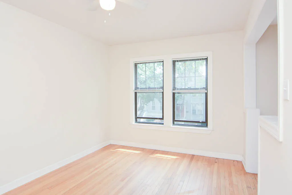 1200 W WELLINGTON AVE 60657-1200-02 West Wellington-Chicago-IL