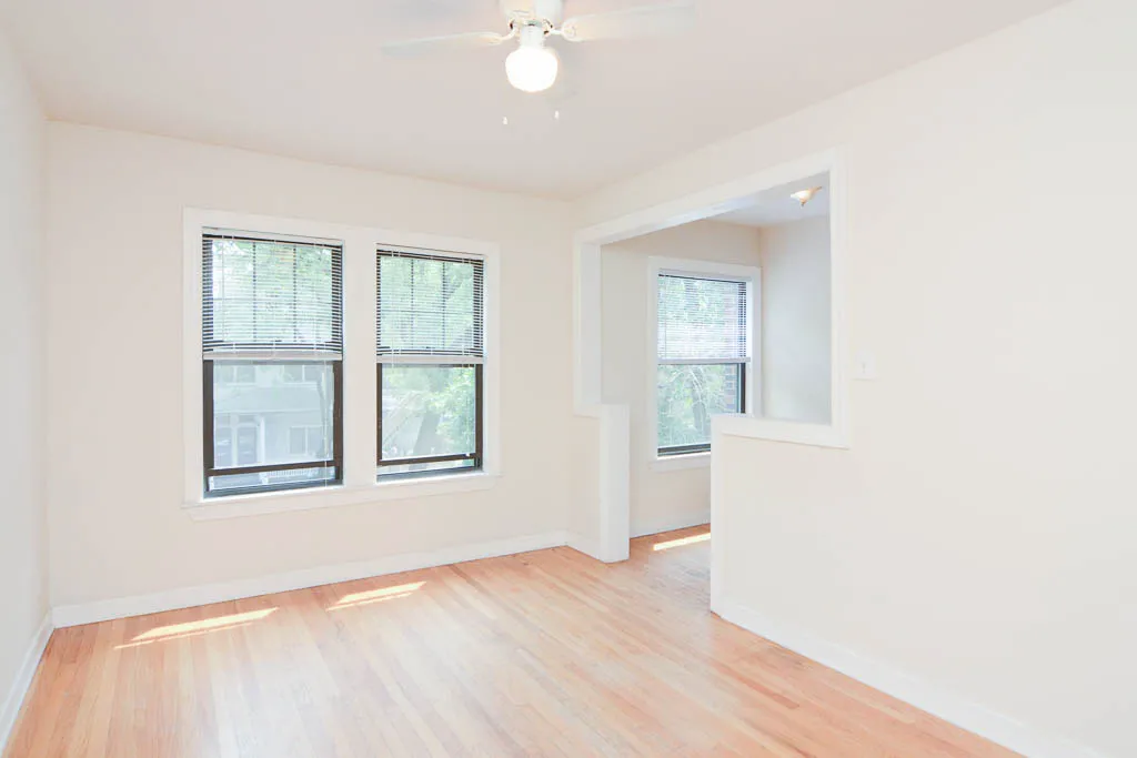 1200 W WELLINGTON AVE 60657-1200-02 West Wellington-Chicago-IL