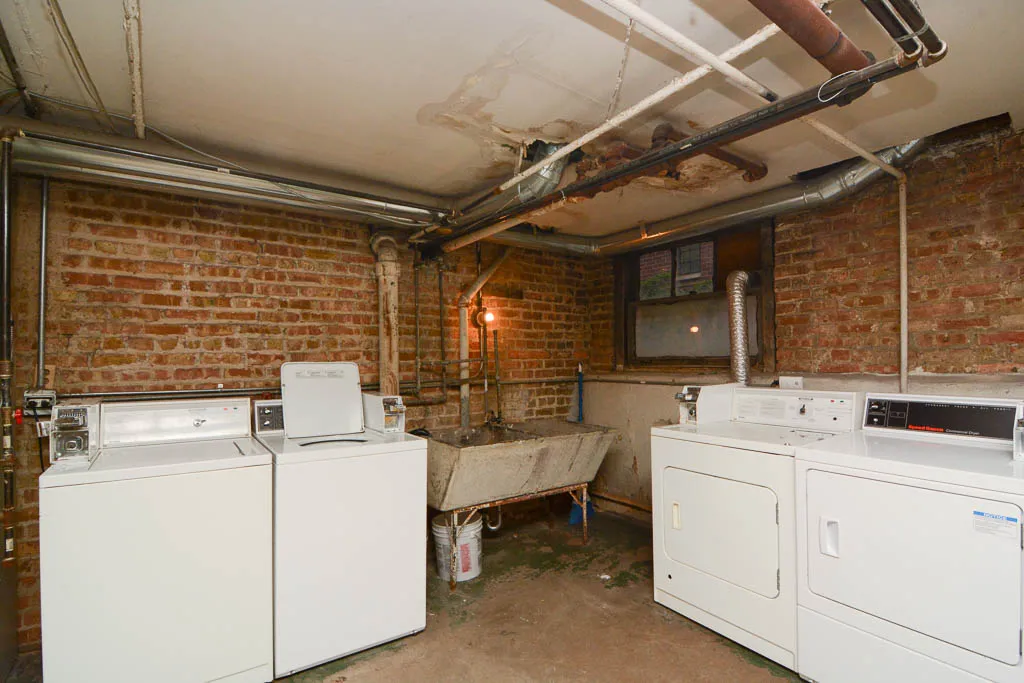 1200 W WELLINGTON AVE 60657-1200-02 West Wellington-Chicago-IL