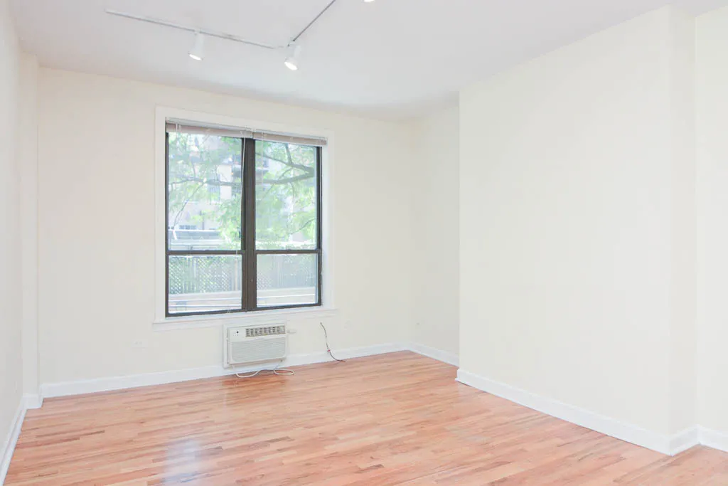 1425 N DEARBORN PKWY 60610-1425 North Dearborn-Chicago-IL