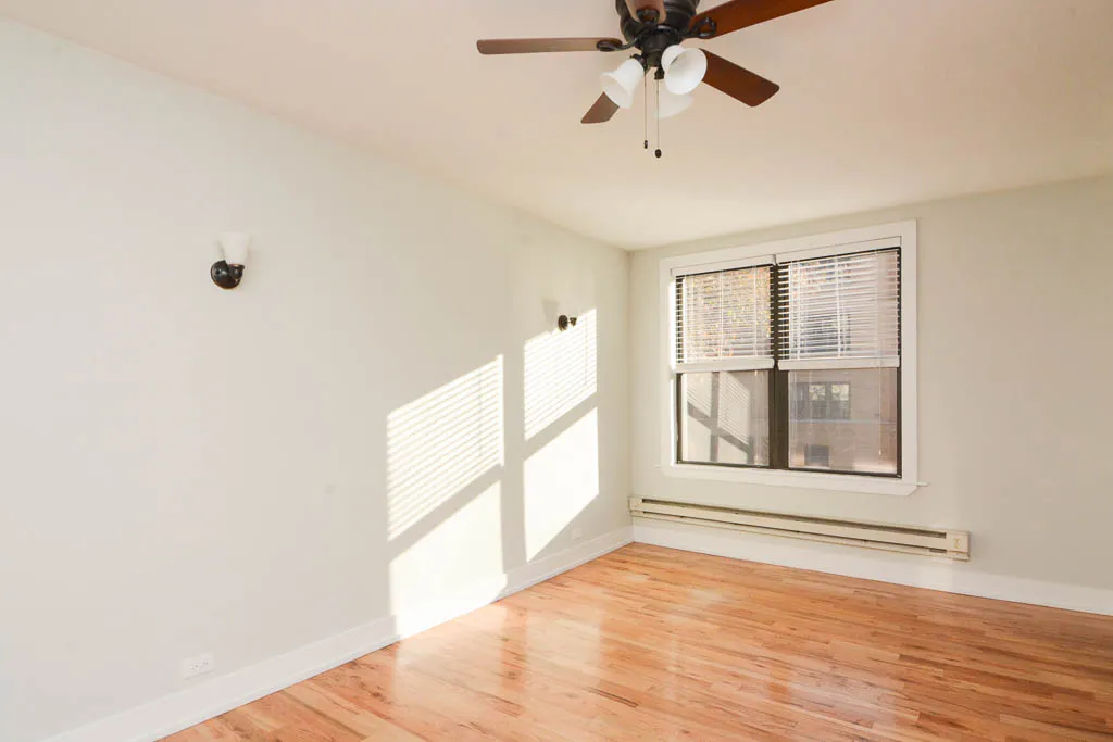 540 West Wellington Apartments