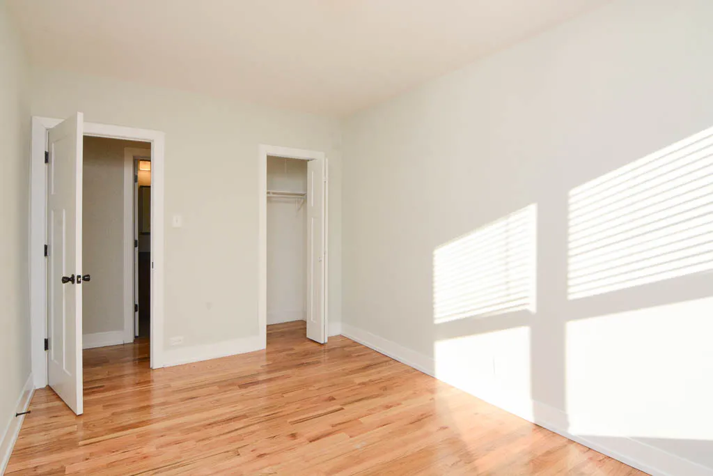 540 West Wellington Apartments