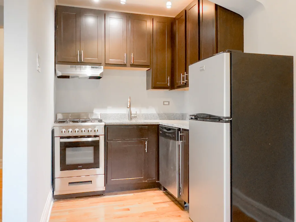 4737 N HERMITAGE AVE 60640-4737 North Hermitage-Chicago-IL