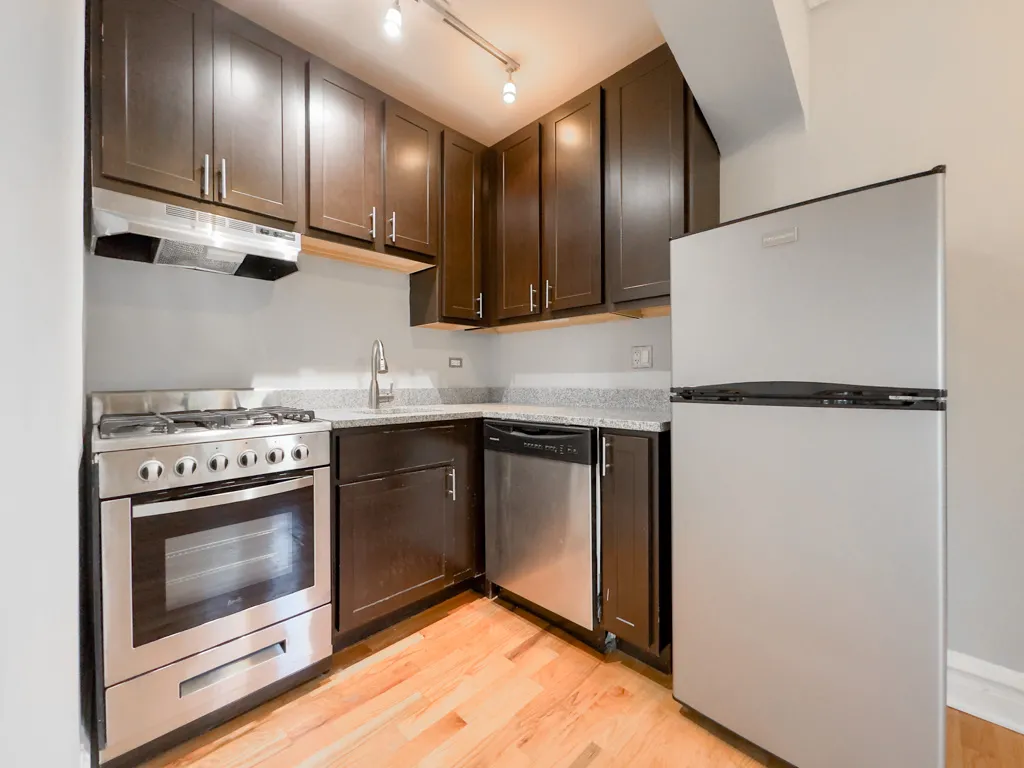 4737 N HERMITAGE AVE 60640-4737 North Hermitage-Chicago-IL