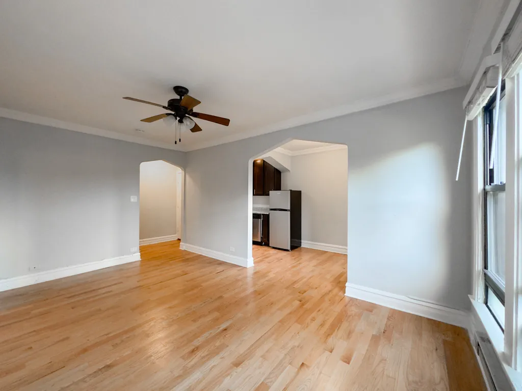 4737 N HERMITAGE AVE 60640-4737 North Hermitage-Chicago-IL