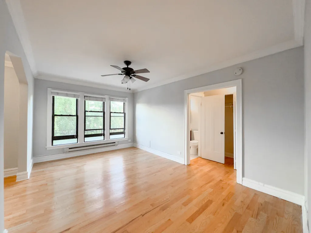 4737 N HERMITAGE AVE 60640-4737 North Hermitage-Chicago-IL