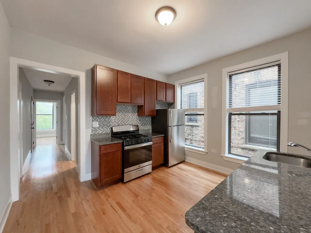 627-47 W OAKDALE AVE 60657-627 West Oakdale-Chicago-IL