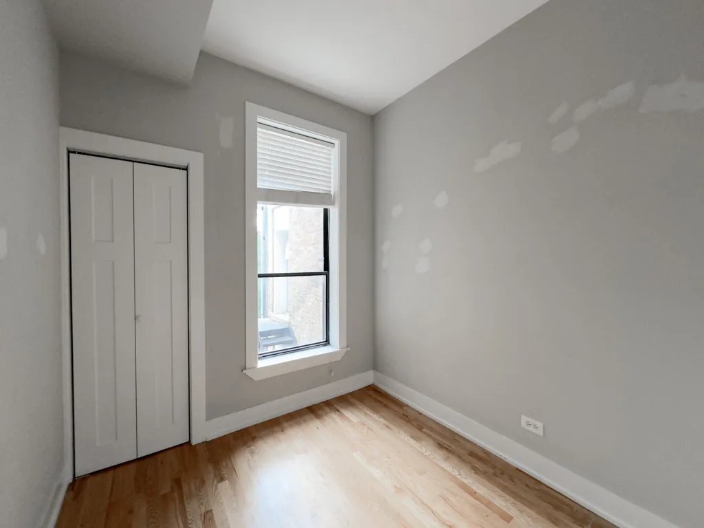 627-47 W OAKDALE AVE 60657-627 West Oakdale-Chicago-IL