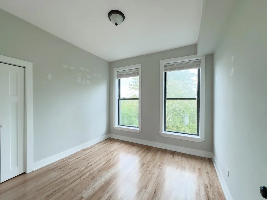 627-47 W OAKDALE AVE 60657-627 West Oakdale-Chicago-IL