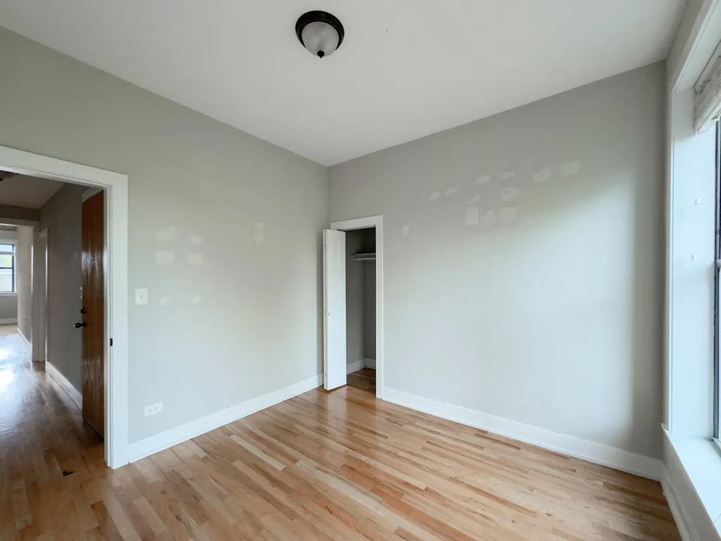 627-47 W OAKDALE AVE 60657-627 West Oakdale-Chicago-IL