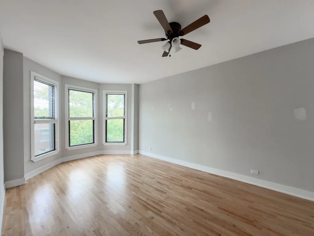 627-47 W OAKDALE AVE 60657-627 West Oakdale-Chicago-IL