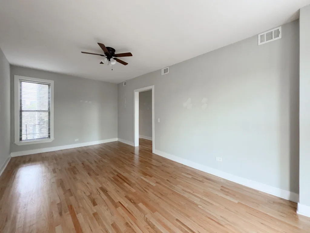 627-47 W OAKDALE AVE 60657-627 West Oakdale-Chicago-IL