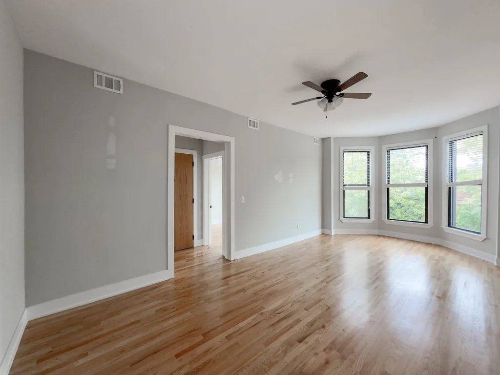 627-47 W OAKDALE AVE 60657-627 West Oakdale-Chicago-IL