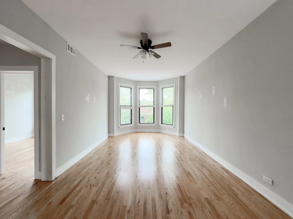 627-47 W OAKDALE AVE 60657-627 West Oakdale-Chicago-IL