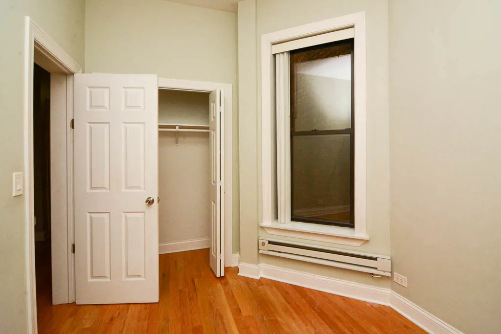 building exterior of 1216-1220 North Dearborn Apartments