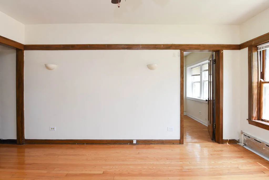 816 West Waveland Apartments