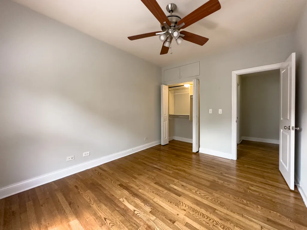 740 W ADDISON ST 60613-740-50 West Addison-Chicago-IL