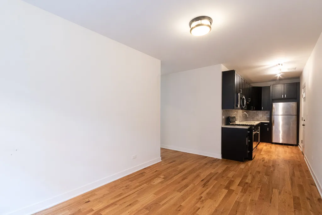 2201 W EASTWOOD AVE 60625-2201-09 West Eastwood-Chicago-IL