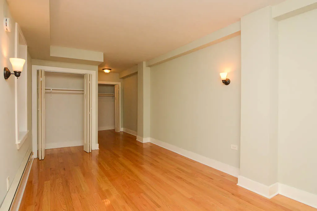 1347 North Dearborn Apartments