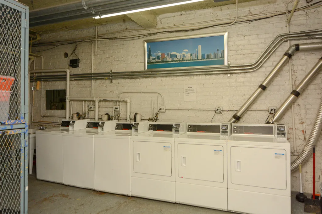 1347 North Dearborn Apartments