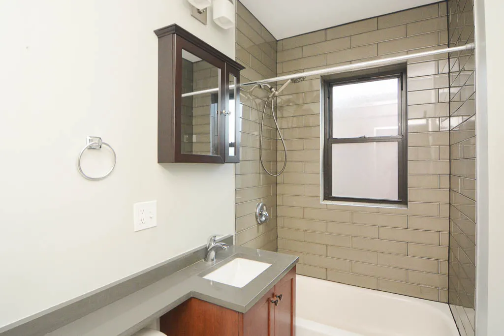 4601 N Lincoln Ave   60625 60625-4601-09 North Lincoln-Chicago-IL