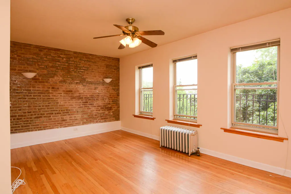 4225 N PAULINA ST 60613-4225-4235 North Paulina-Chicago-IL