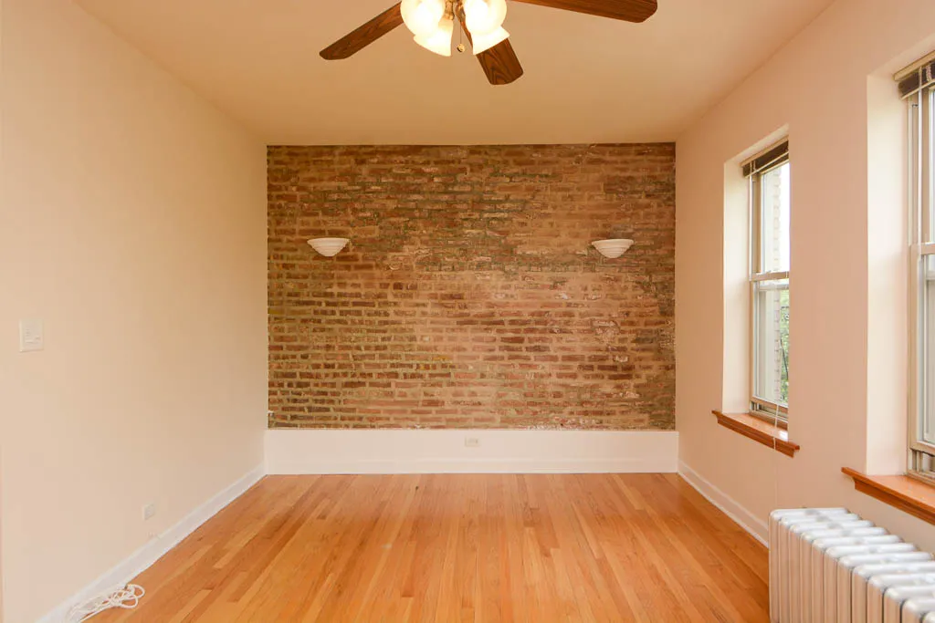 4225 N PAULINA ST 60613-4225-4235 North Paulina-Chicago-IL