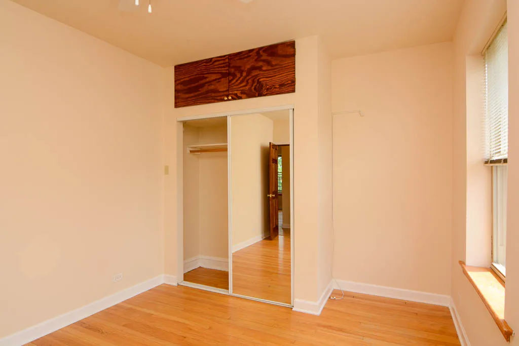 4225 N PAULINA ST 60613-4225-4235 North Paulina-Chicago-IL