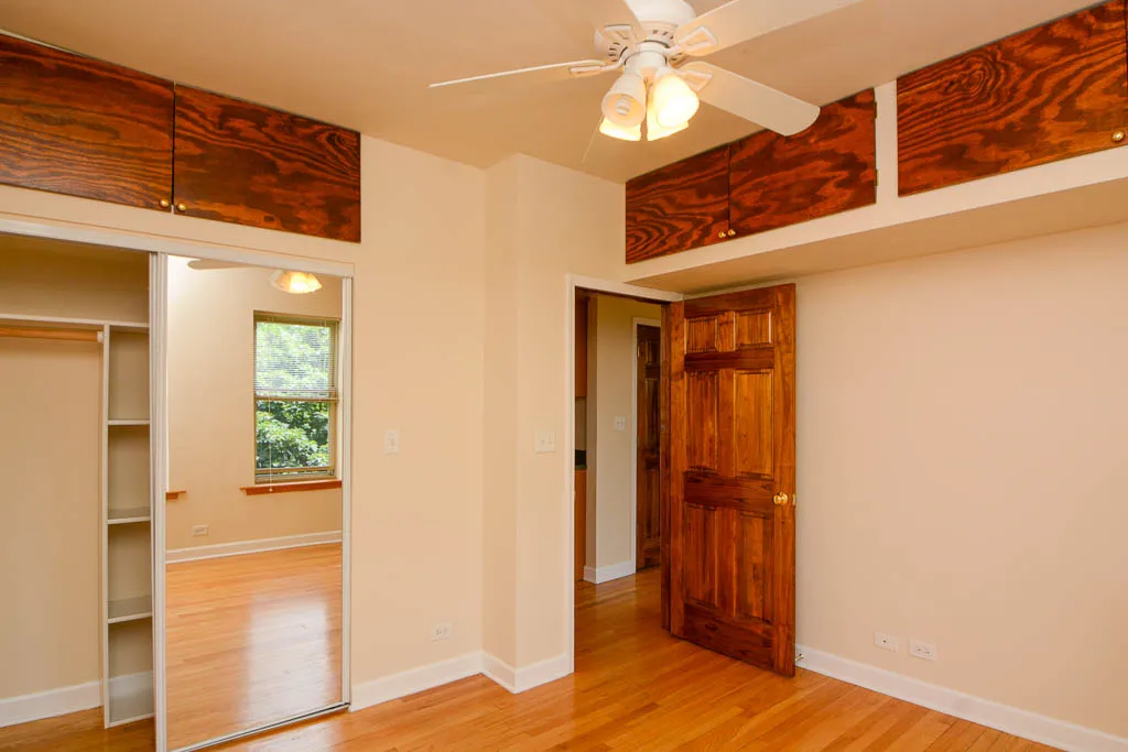 4225 N PAULINA ST 60613-4225-4235 North Paulina-Chicago-IL