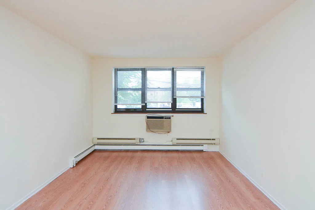 660 W WRIGHTWOOD AVE 60614-660 West Wrightwood-Chicago-IL
