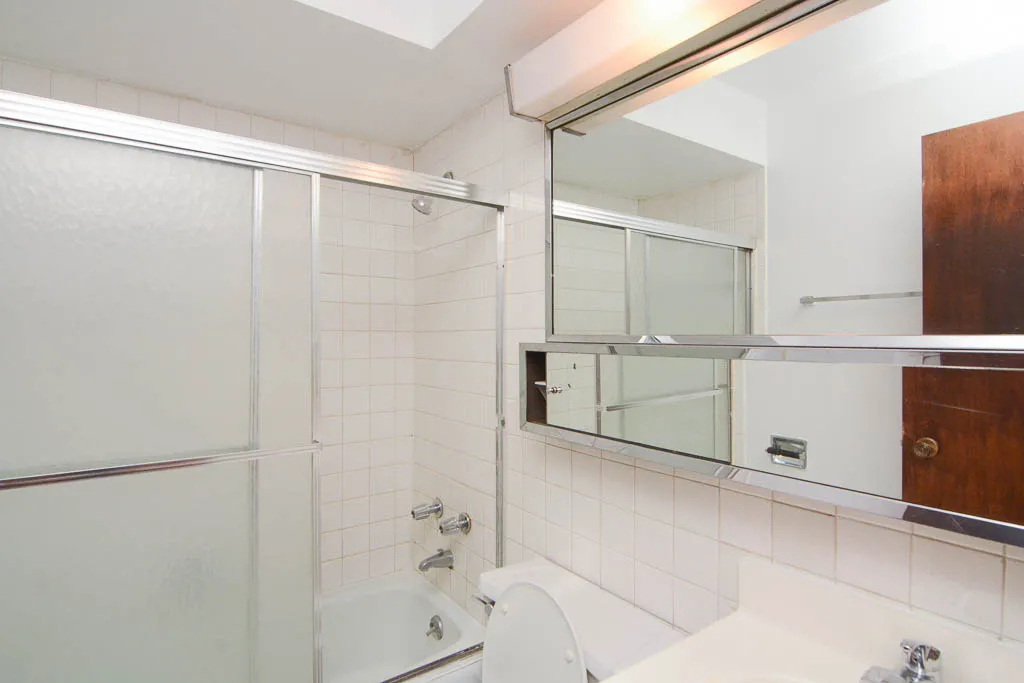 660 W WRIGHTWOOD AVE 60614-660 West Wrightwood-Chicago-IL