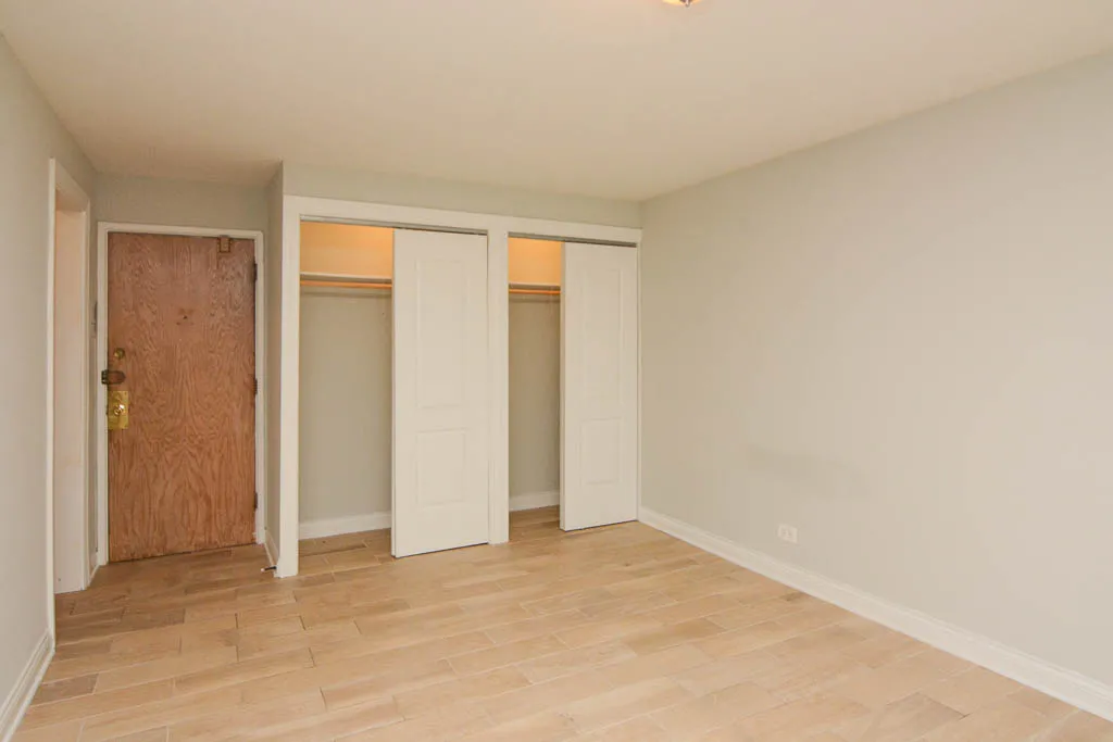 510 W BRIAR PL 60657-510 W Briar-Chicago-IL