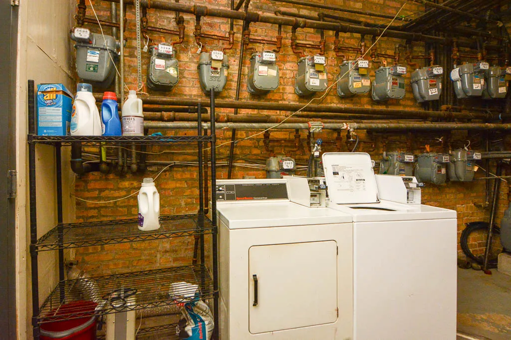 556 W WELLINGTON AVE 60657-556-58 West Wellington-Chicago-IL