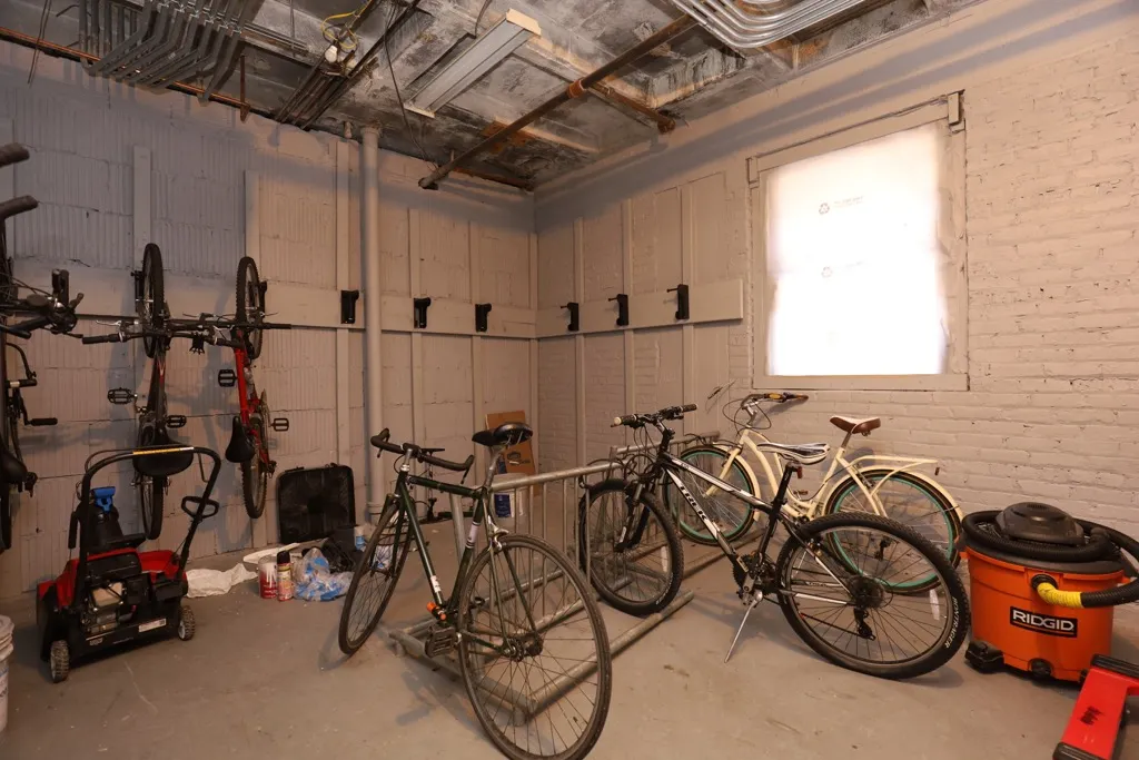 550 West Arlington Apartments